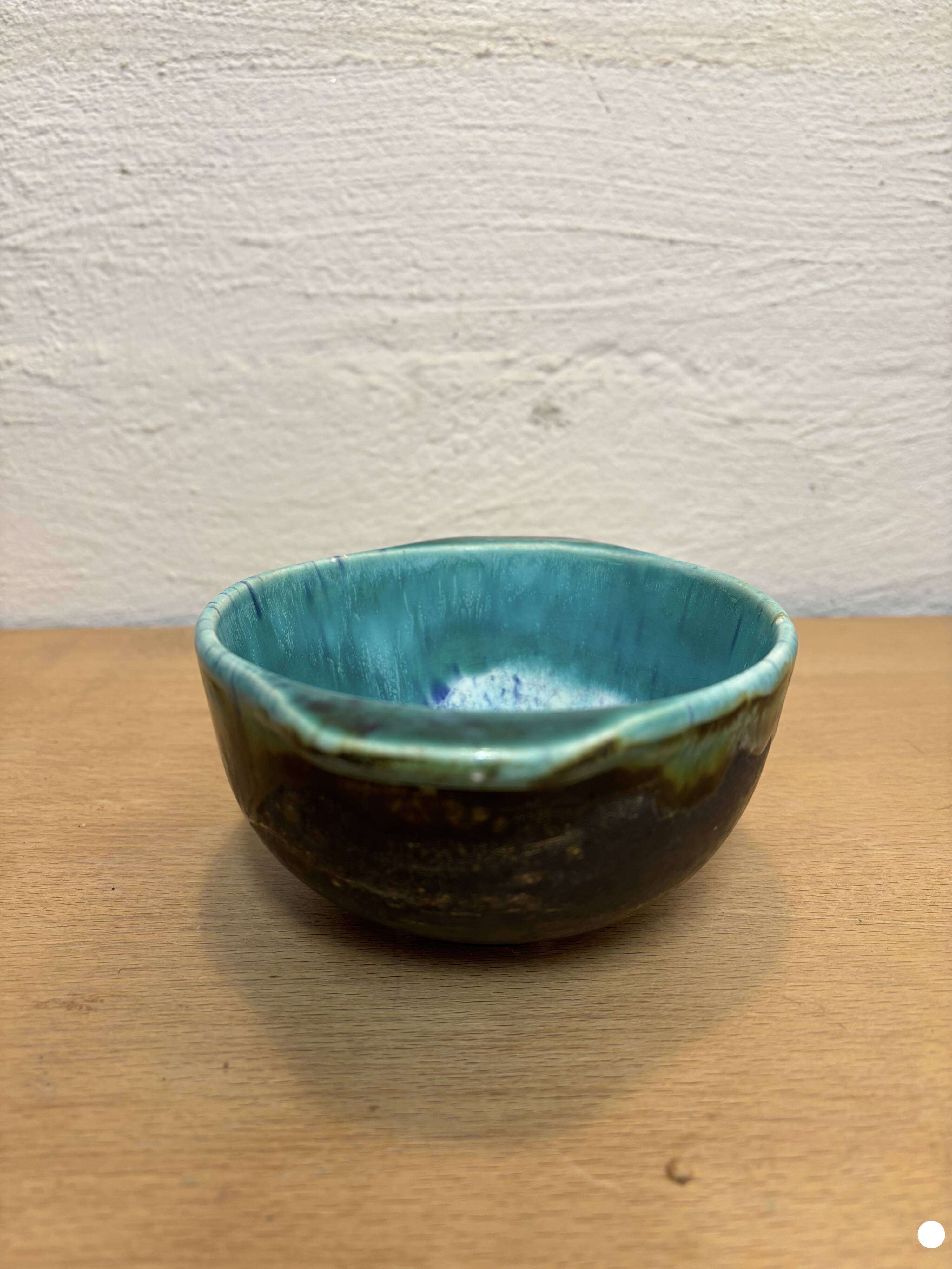 Morvan blue bowl