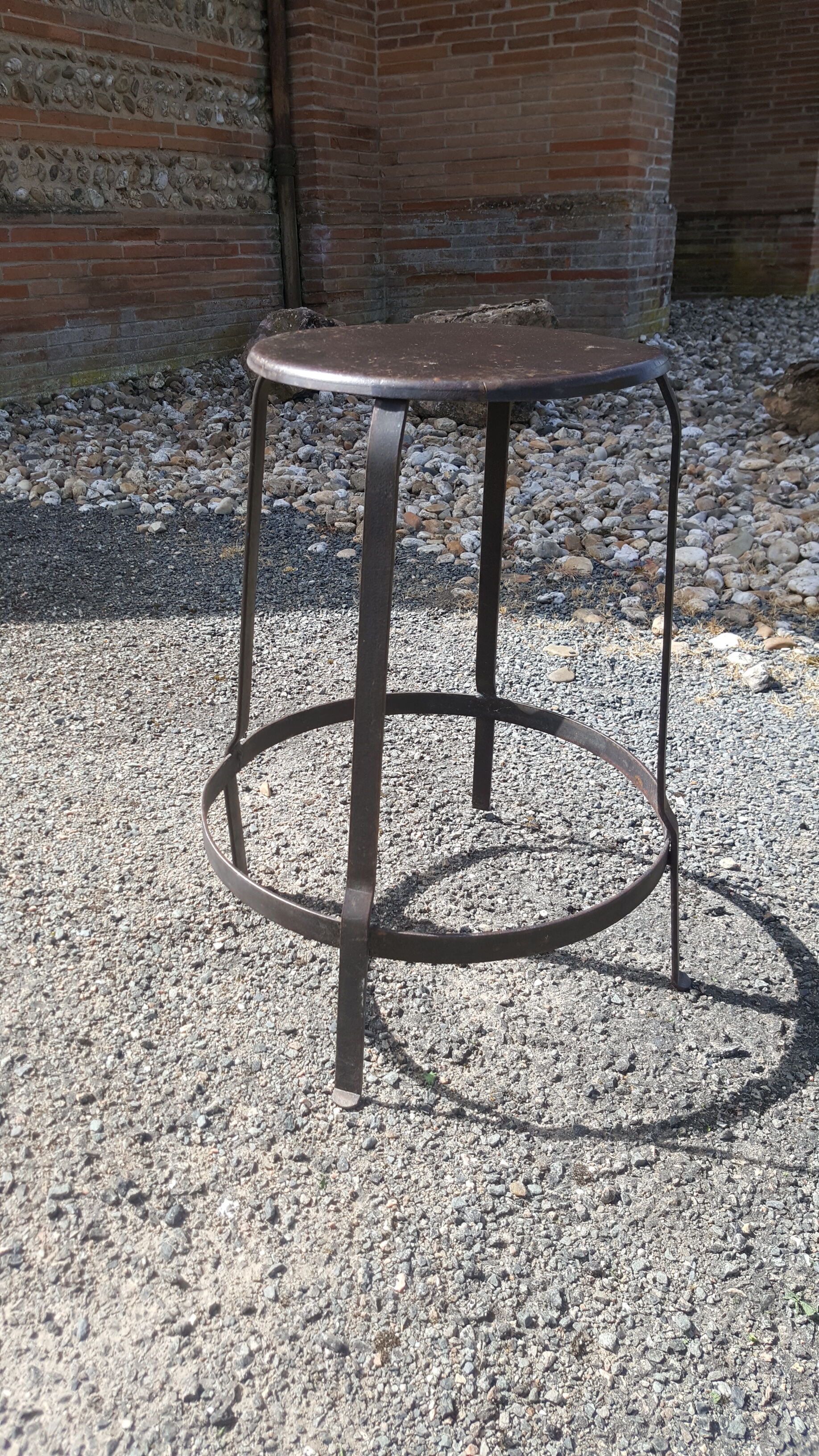 Metal stool