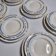 Service of 18 vintage dessert, hollow and flat plates with checkerboard pattern, 1950s