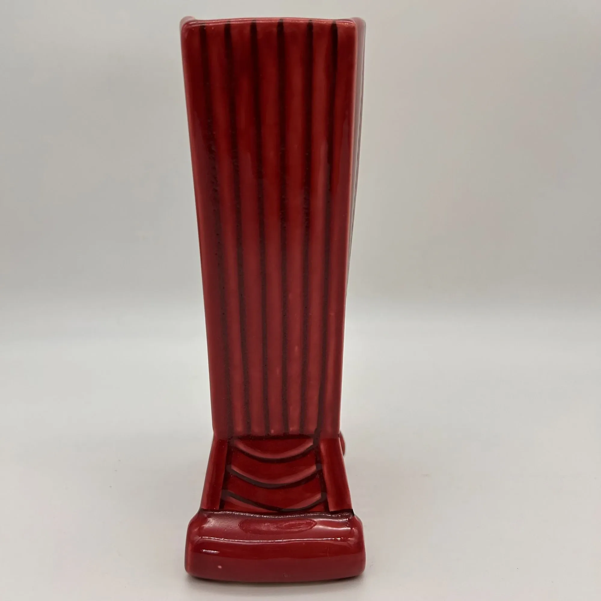 Ceramic vase in Art Deco style.