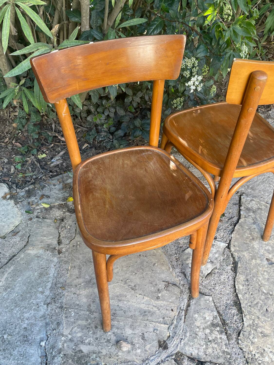 Lot de quatre chaises bistrot