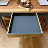 Bistro table