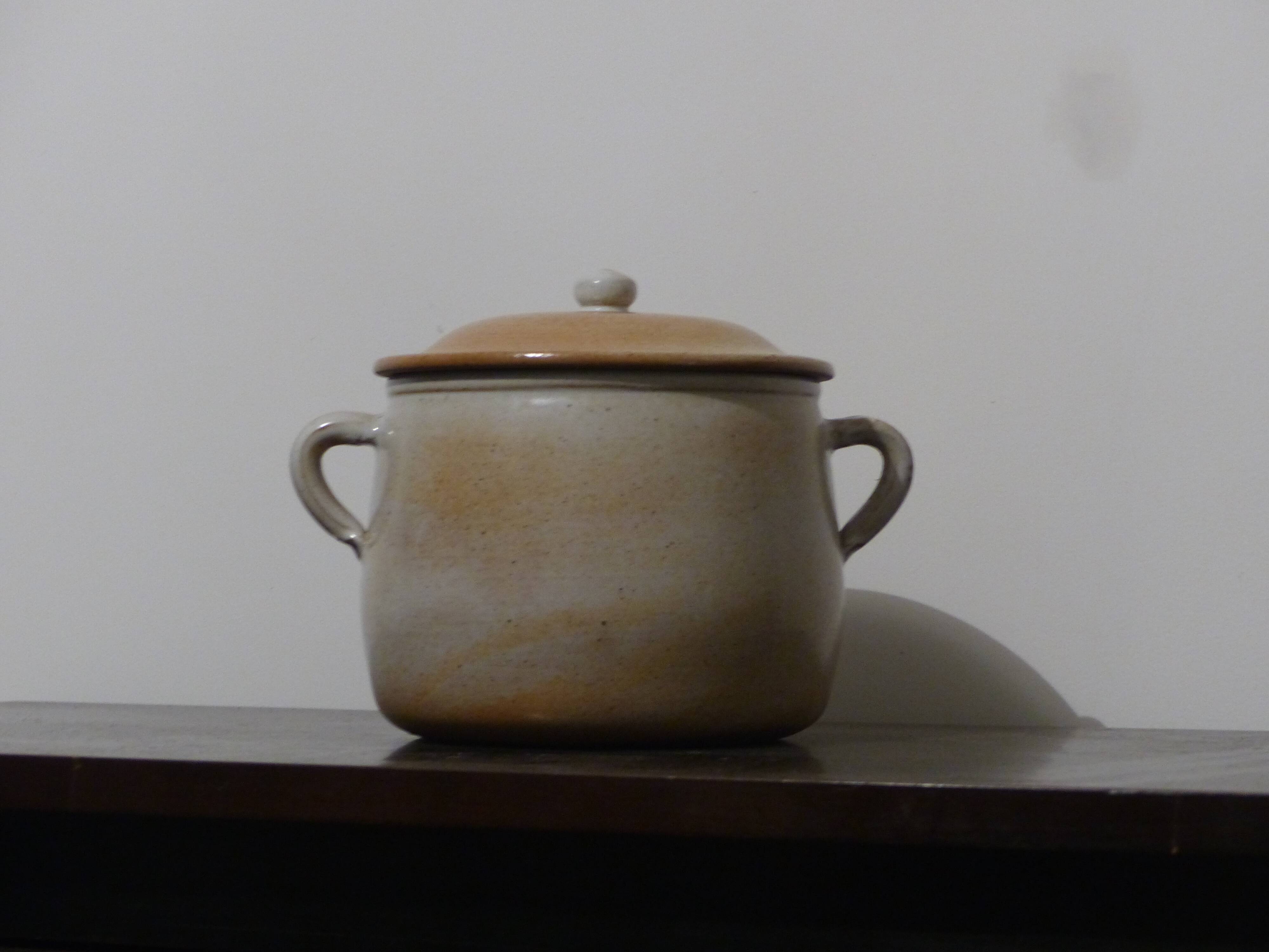 Soup tureen, glazed earthenware pot.
