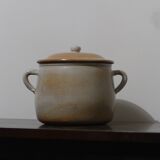 Soup tureen, glazed earthenware pot.