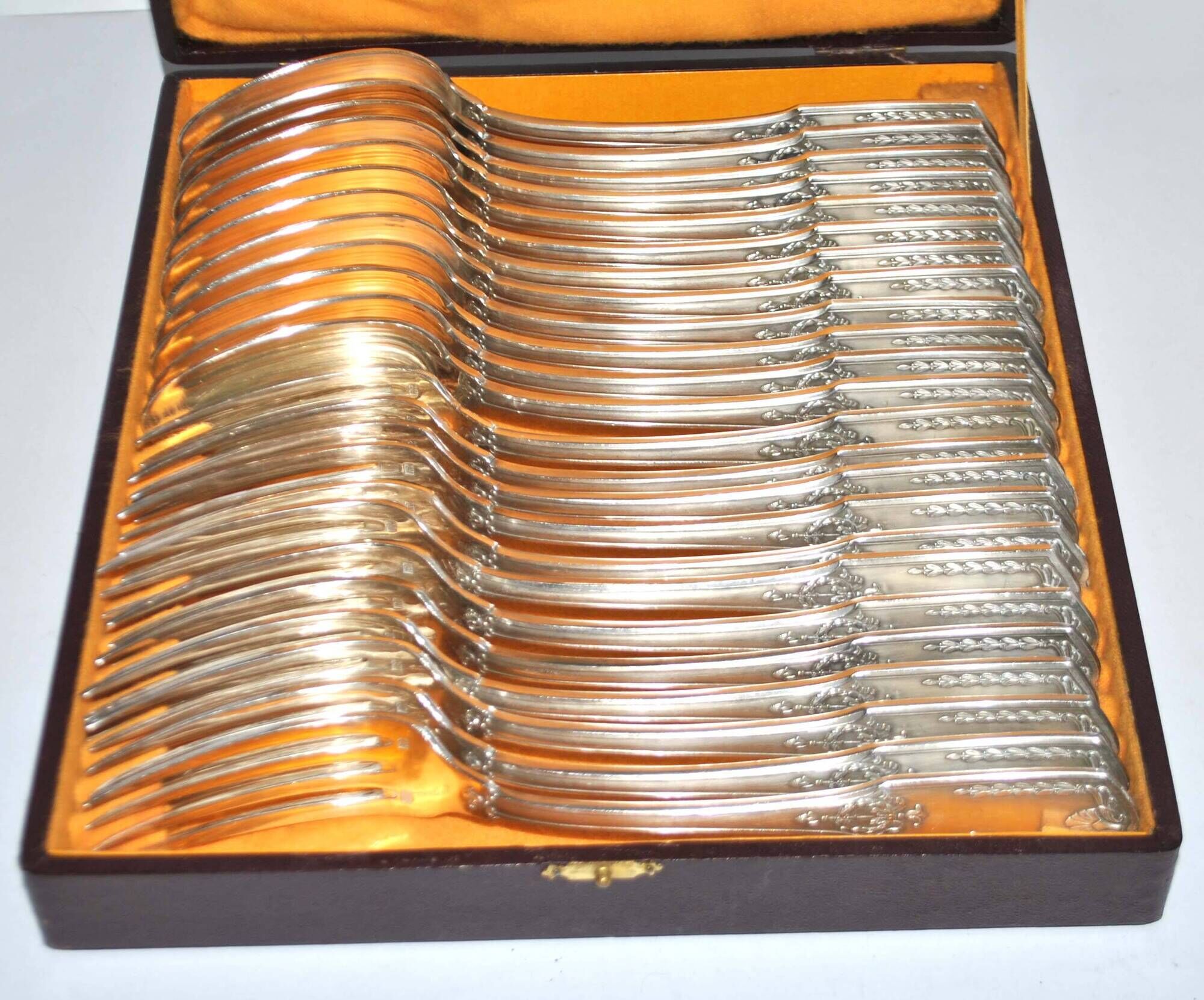 Lot 24 EMPIRE Silver Metal Table Cutlery SFAM model "Sans embarrass" 12 forks and 12 spoons