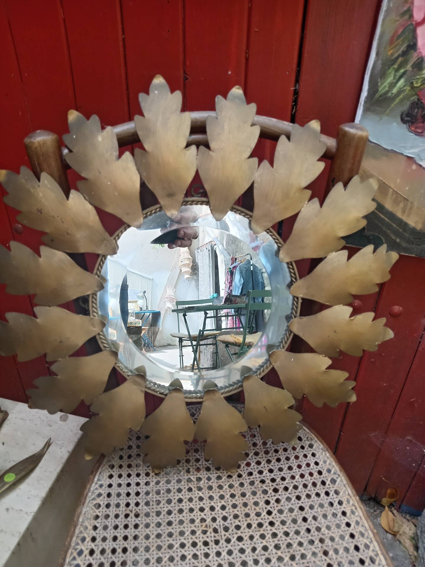 Metal flower mirror