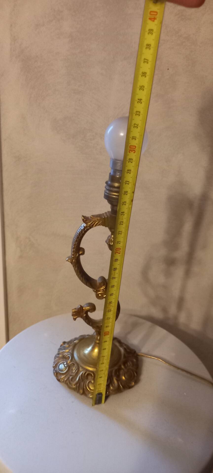 Pied de lampe en bronze