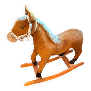 Cheval à bascule