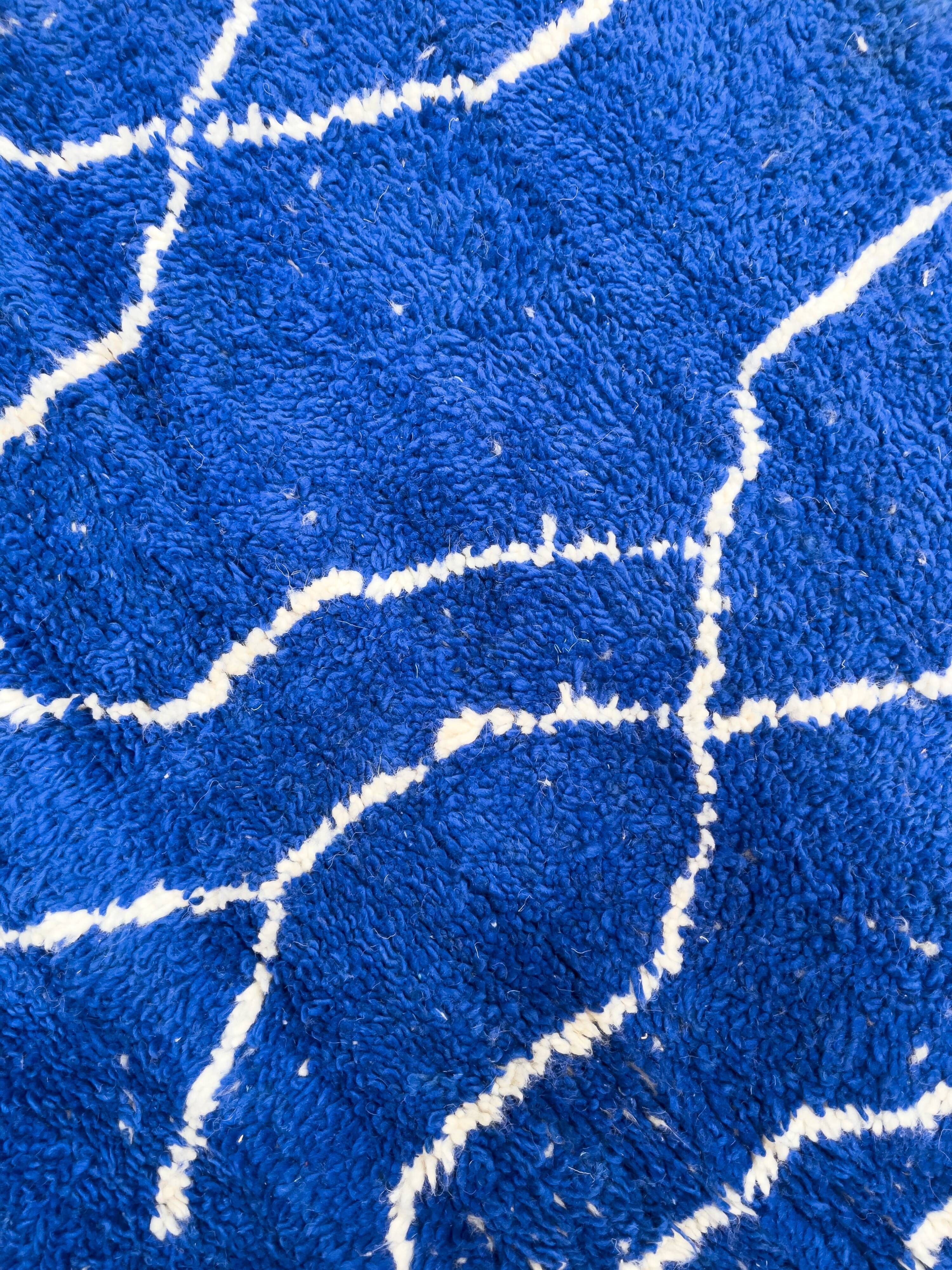 Berber rug Beni Ouarain Majorelle blue with white patterns 1.45x1.08m