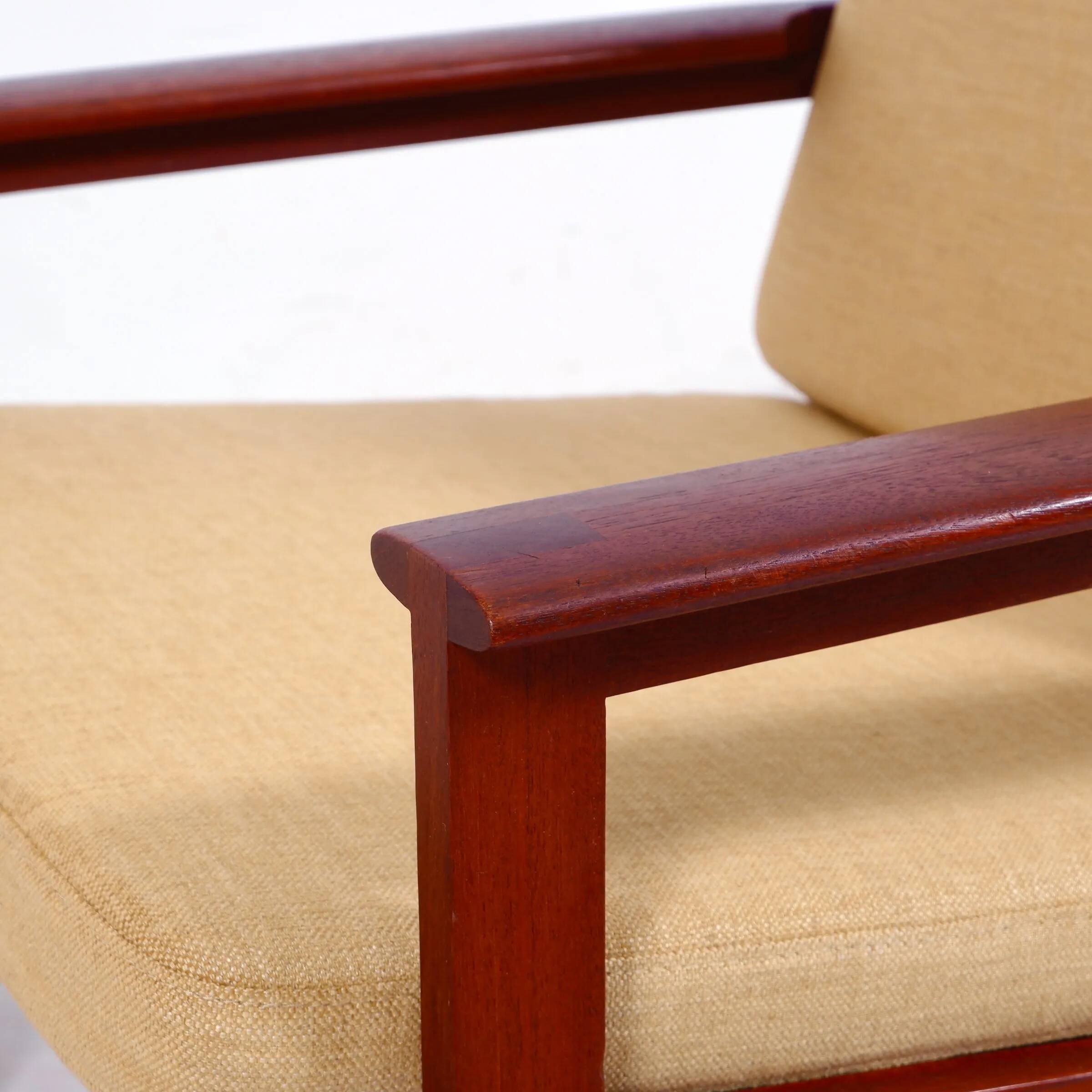 “Capella” lounge chair by Illum Wikkelsø for Niels Eilersen