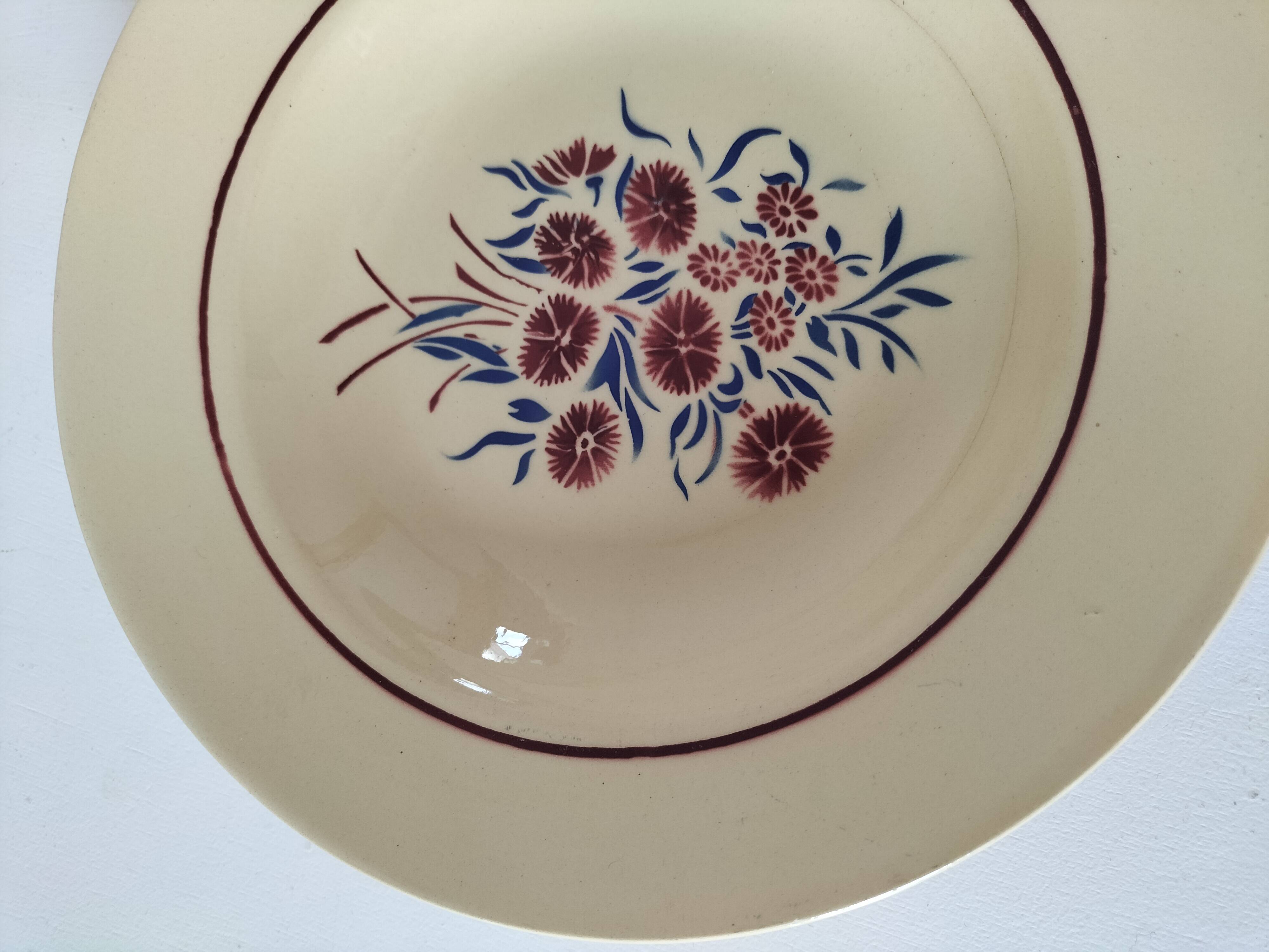 Badonviller plate, Francine model