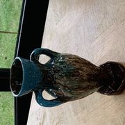 Vase amphore en barbotine, céramique émaillée de style vallauris vintage