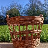 Retro wicker basket