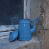 Cafetière émaillée bleue