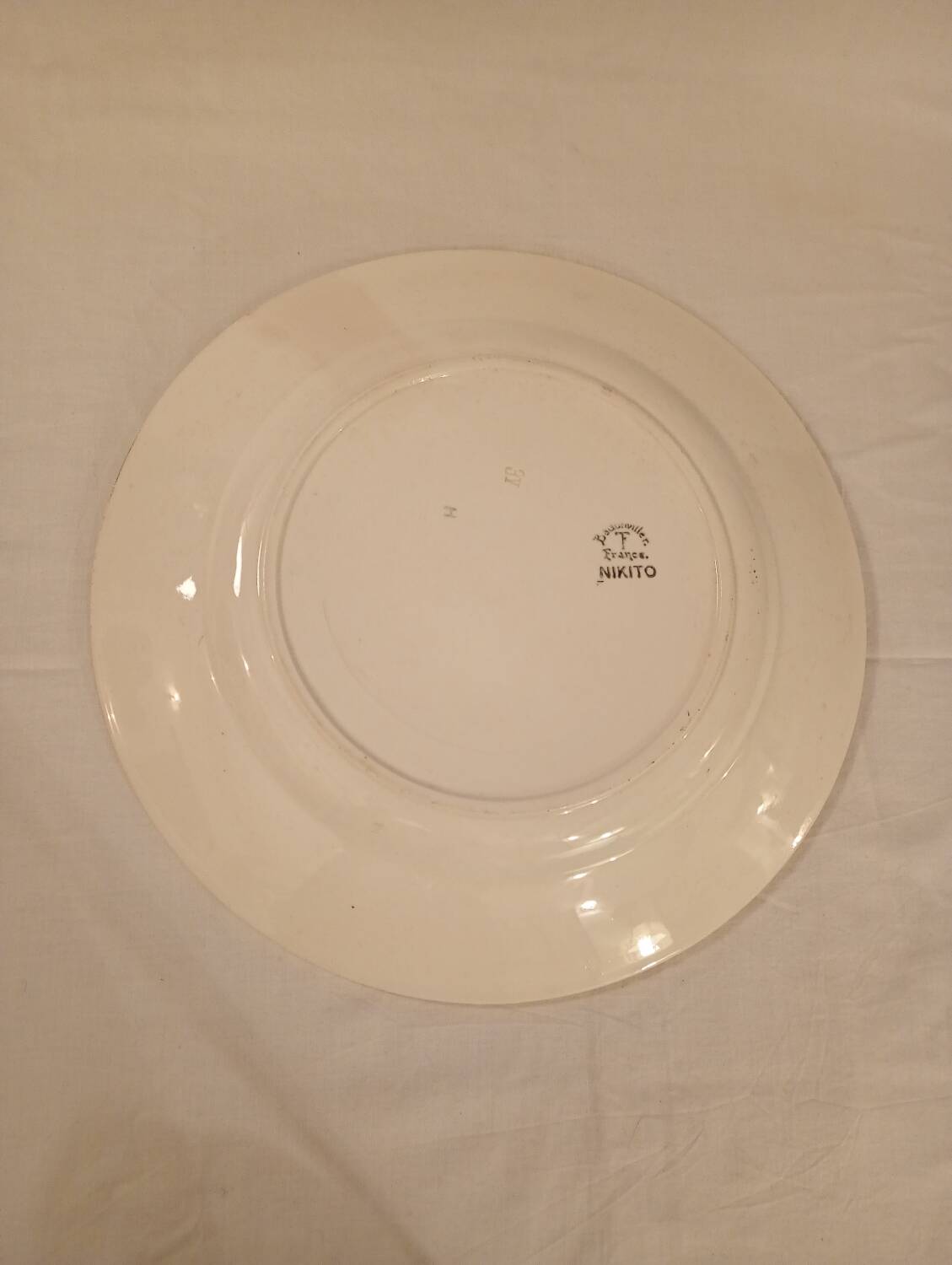 Large round dish Badonviller