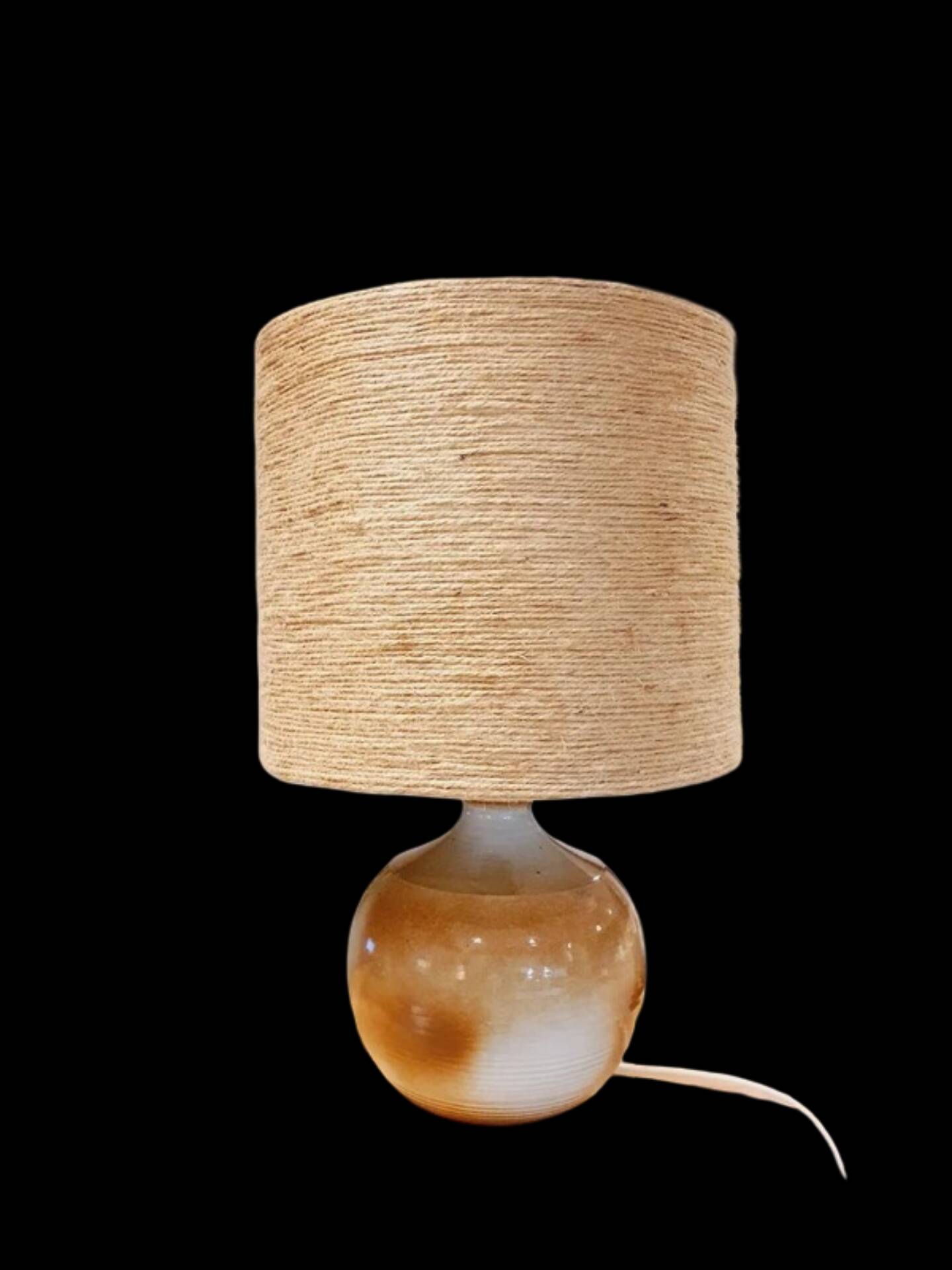 Handcrafted lamp in stoneware and jute fabric: wabi-sabi spirit (1970s-80s)