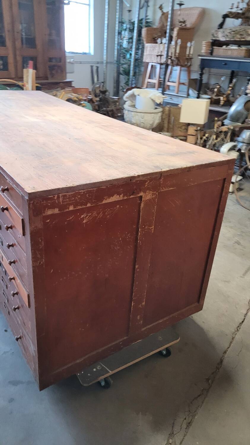 Meuble de Métier Magasin à 60 tiroirs - 1950s