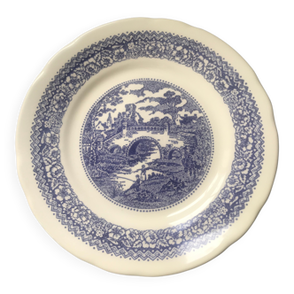 8 flat earthenware plates from the 70s made in Italy