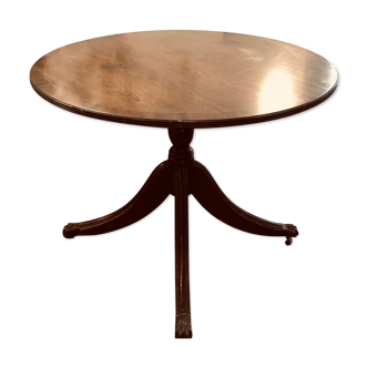 Old removable table