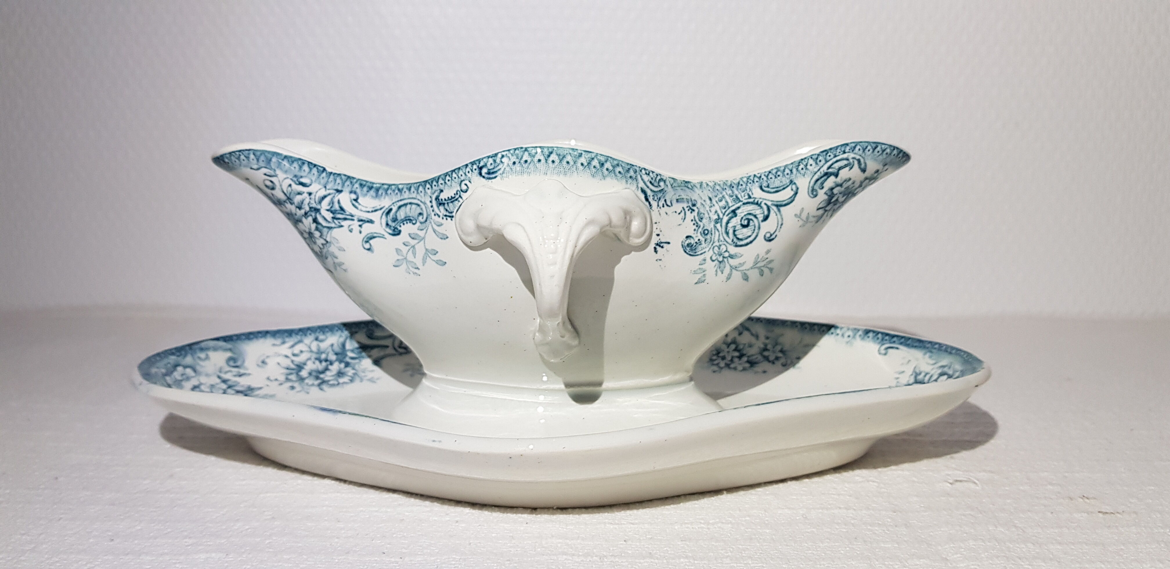 Saucière de la faïencerie Sté Amandinoise modèle Printania, terre de fer - Antique French Vintage