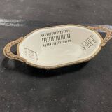 Serrated porcelain dish