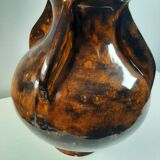 Large vintage vase in the shape of a propeller