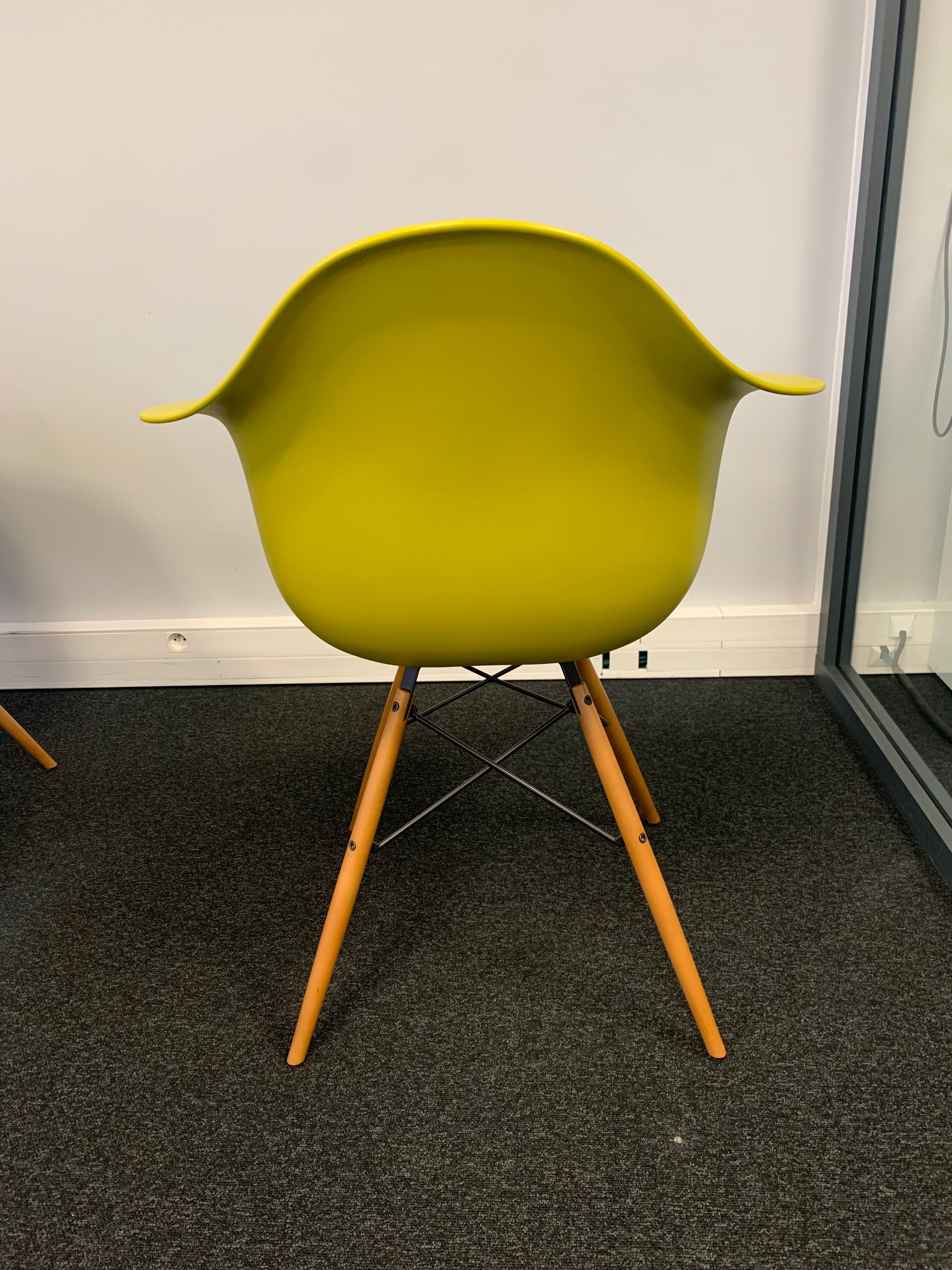 Eames Plastic Armchair DAW Charles & Ray Eames, 1950