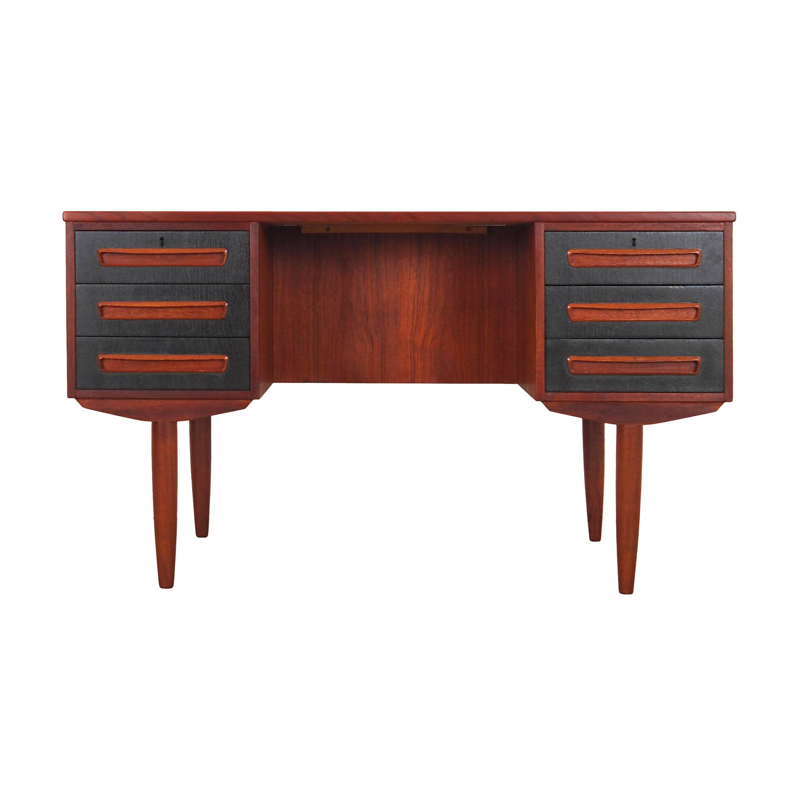 Teak desk, Danish design, 1970s, manufacturer: A.P. Møbler Svenstrup