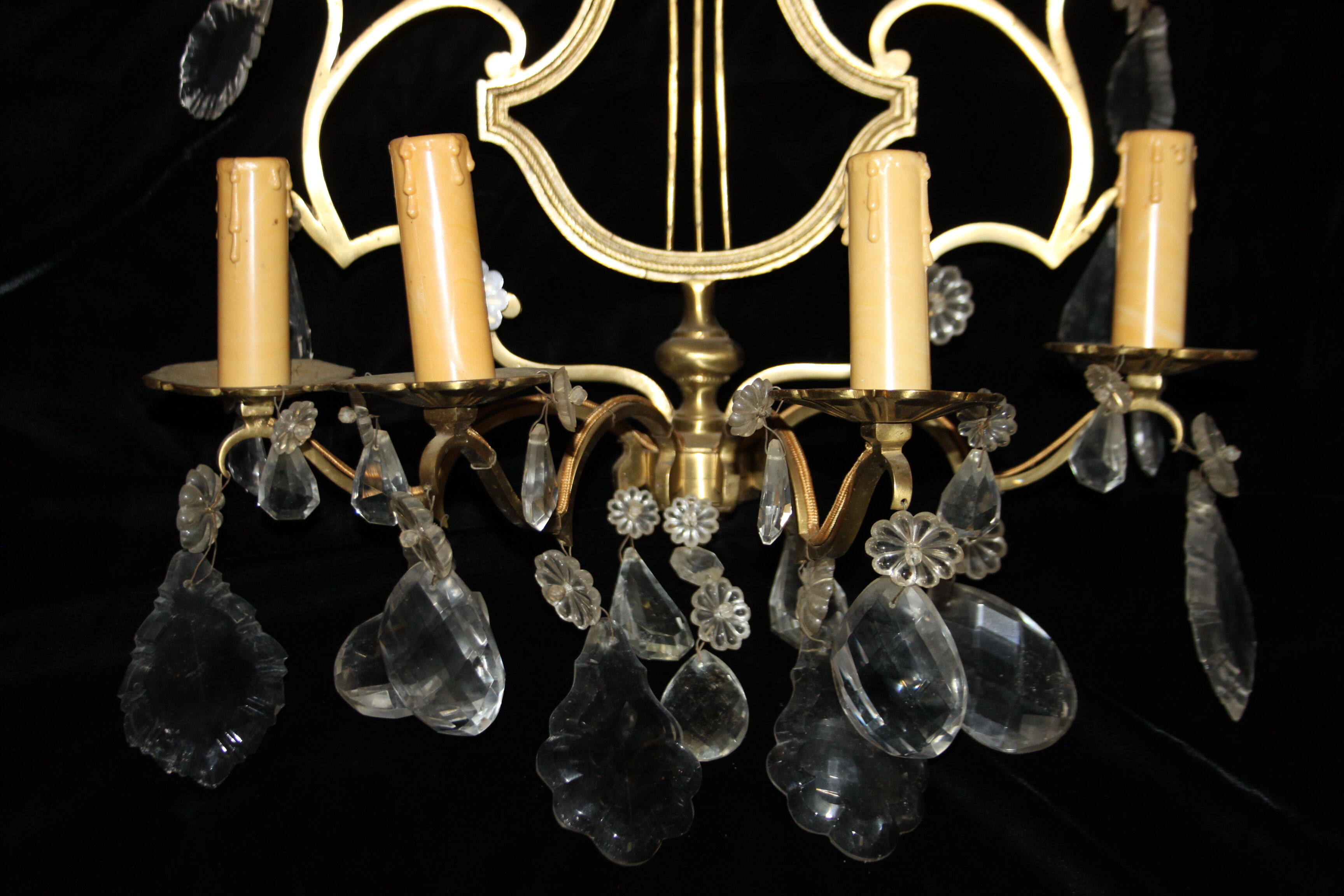 Wall lamp in gilded bronze