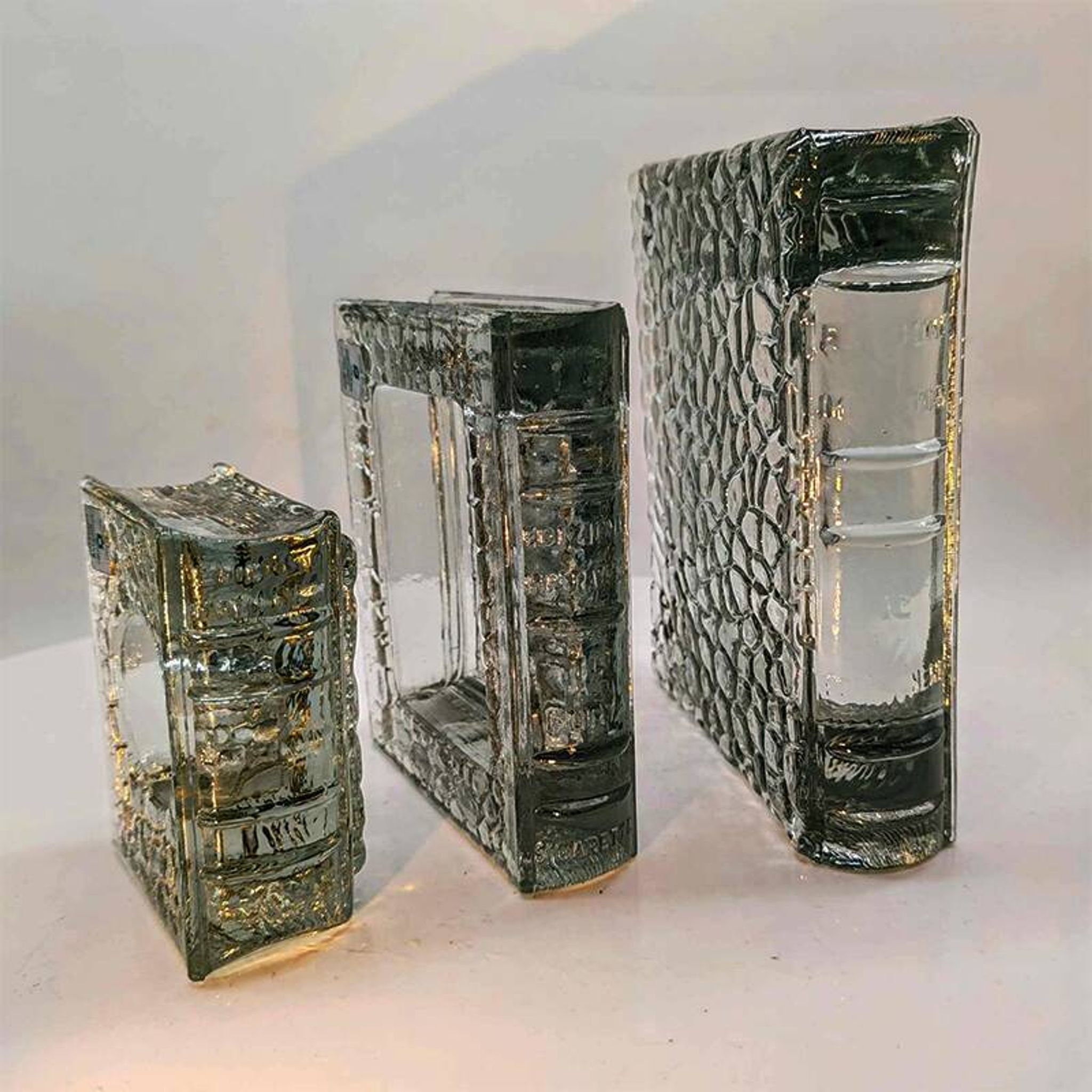 1970s very Rare Set of 3 Book shaped Ashtrays in Murano Glass by Antonio Im