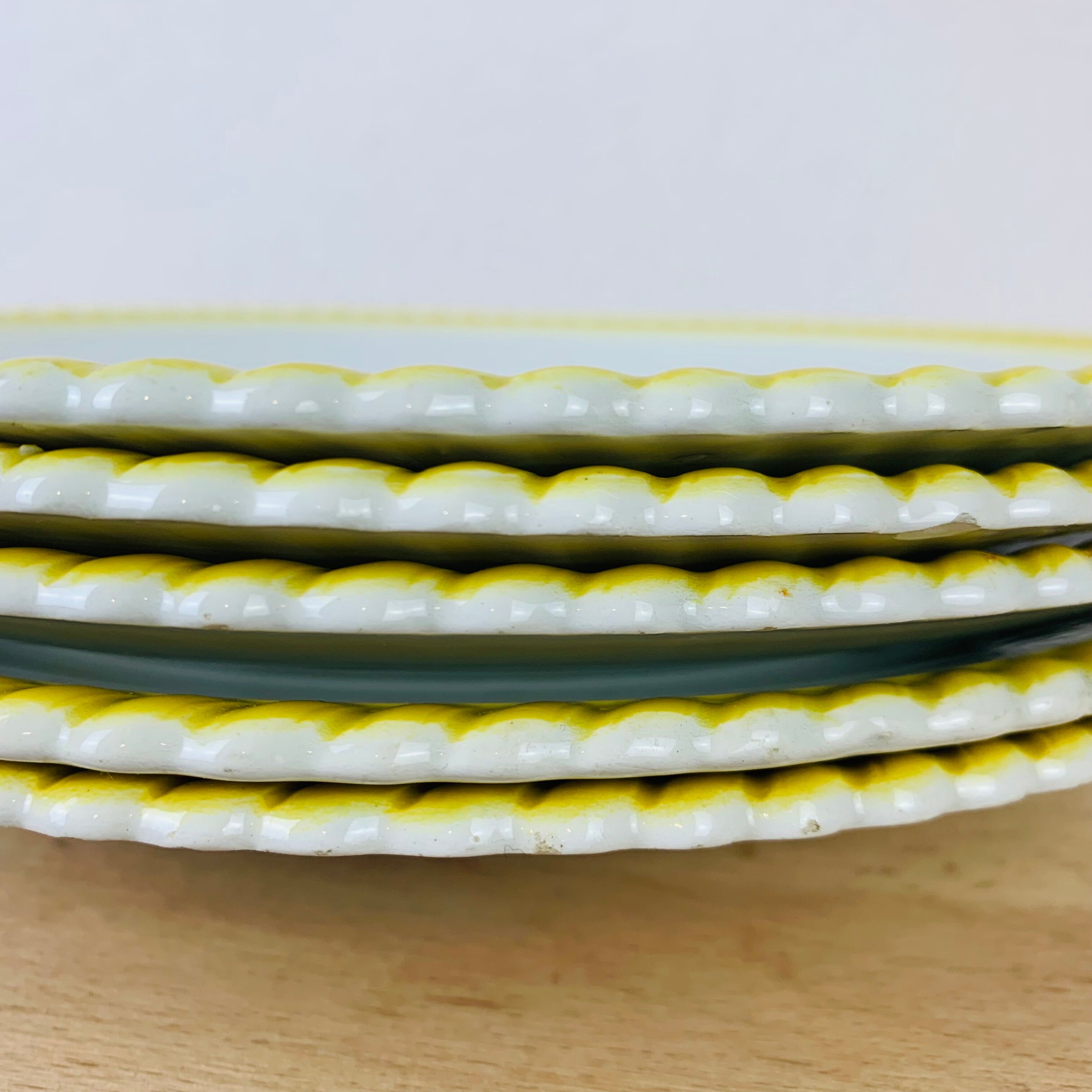 Set of 6 flat plates vintage earthenware