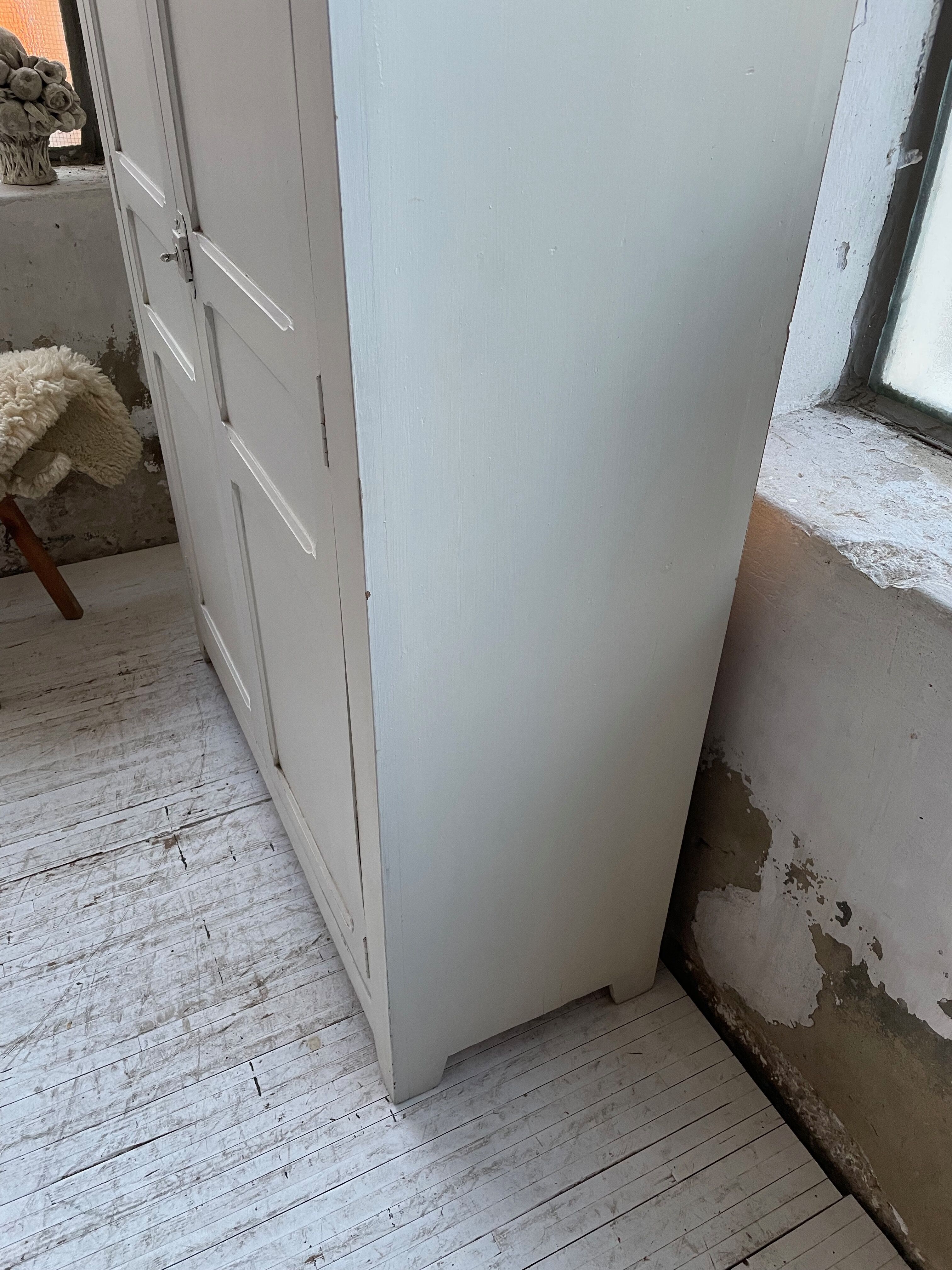 White cutter cabinet