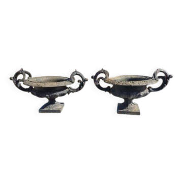 Pair of cast iron vases with handles, 19th century.