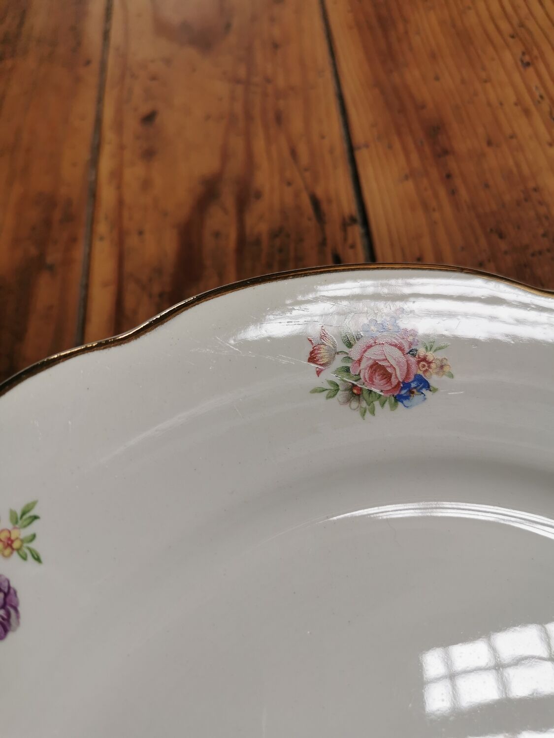 Vintage flat plates Digoin, Colbert