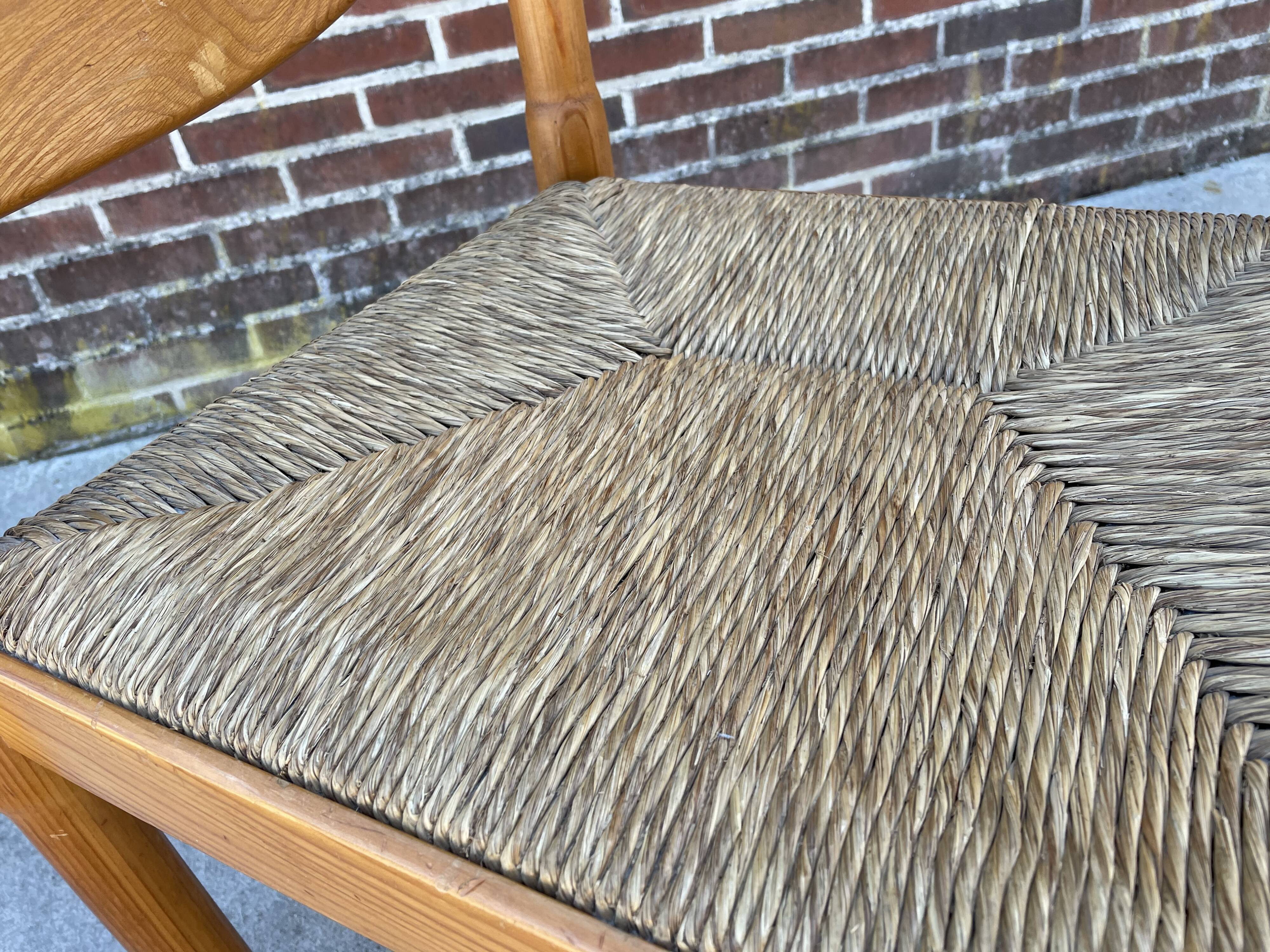 Carimate modèle 892 Vico Magistretti pour Cassina