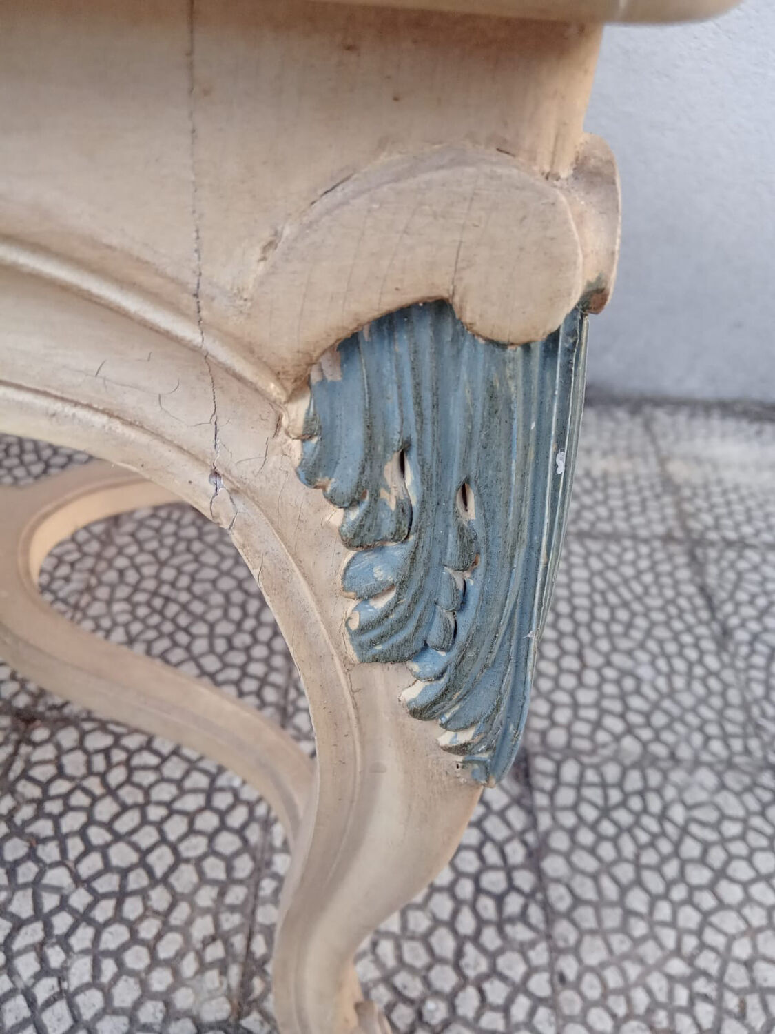 6 chaises peintes milieu du 20eme siècle