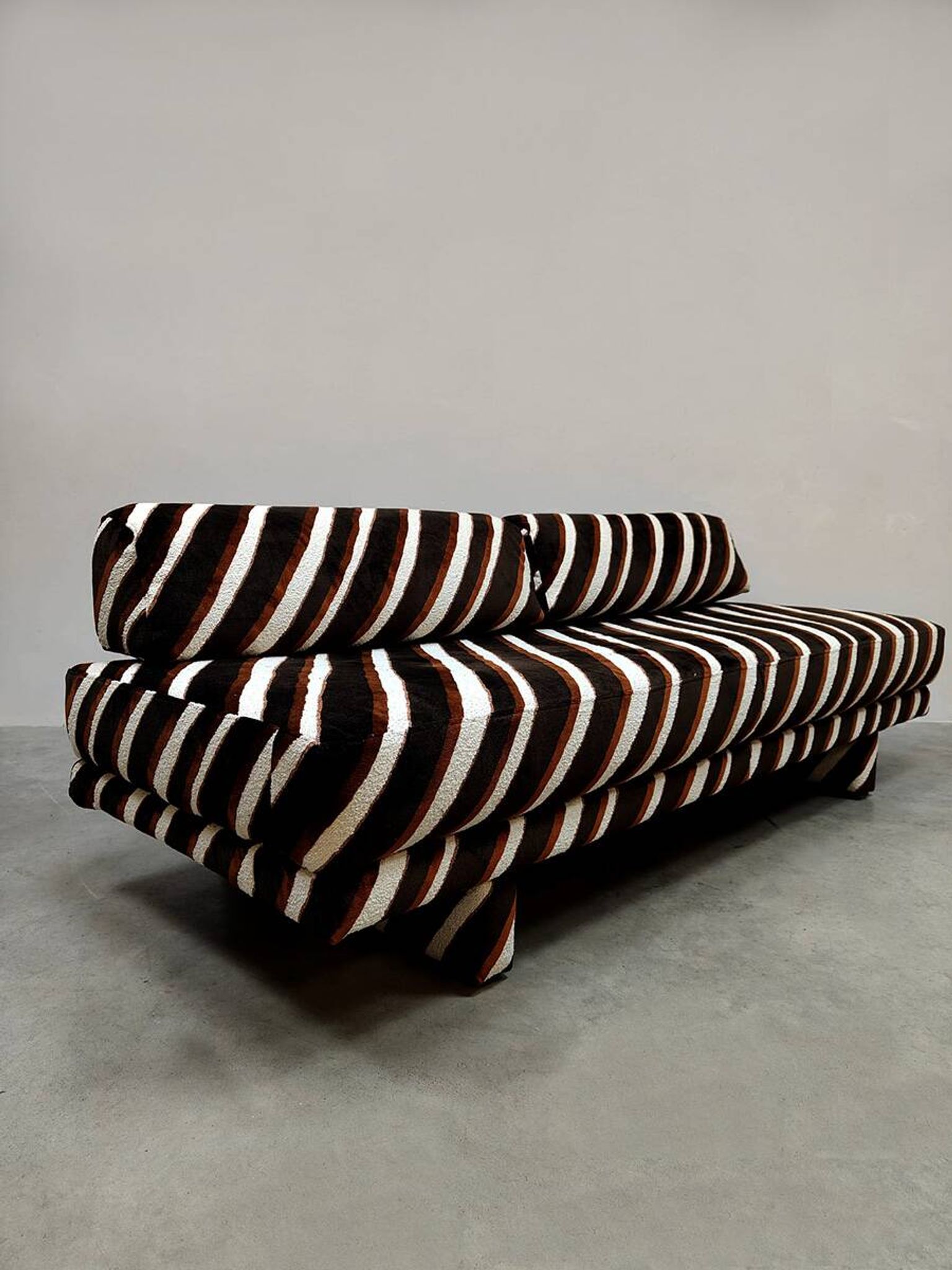 Rare vintage De Sede DS-80 sofa daybed 'stripes'