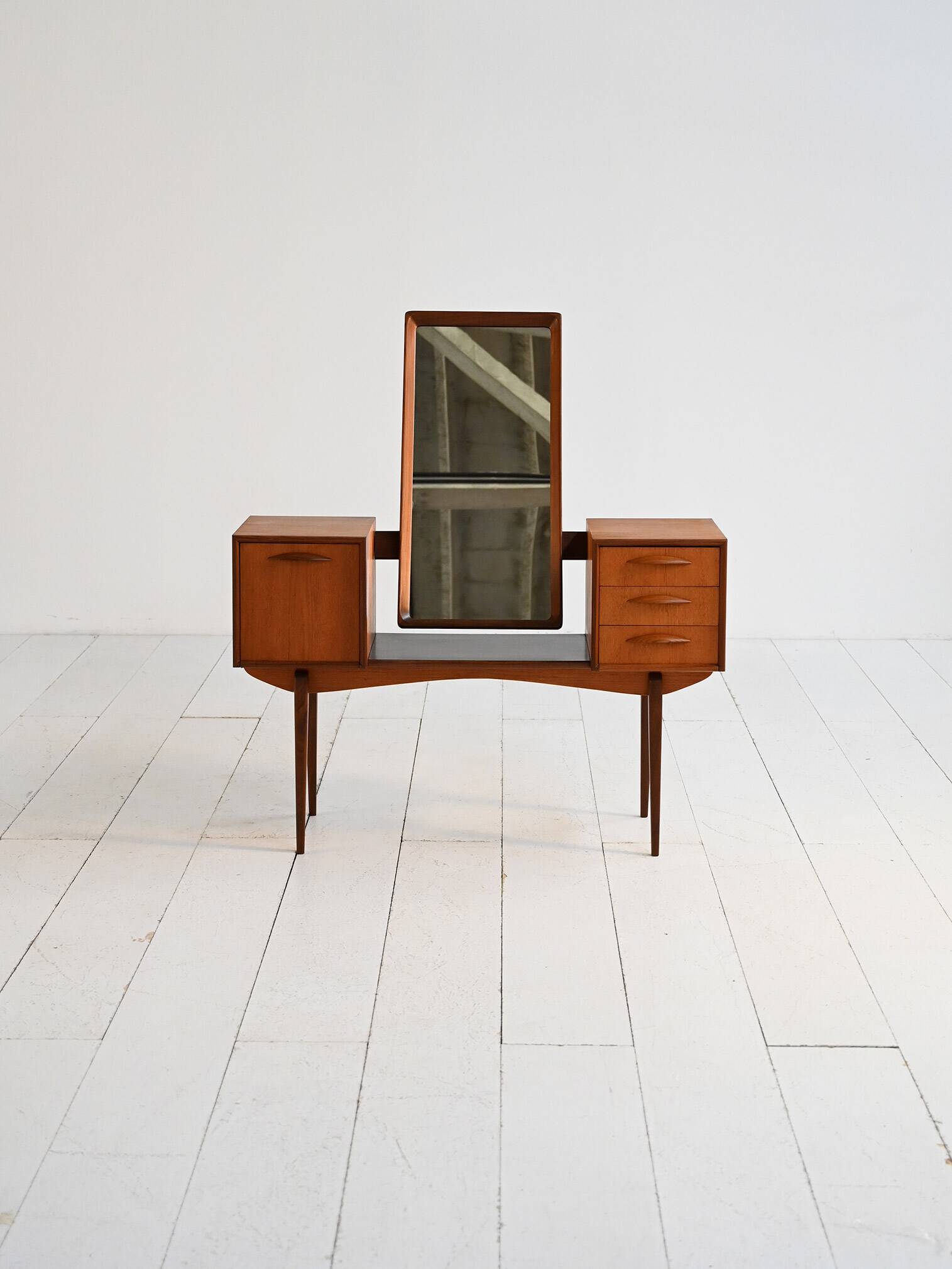 Dressing table “315” by Svante Skogh for Slutarp, 1960s