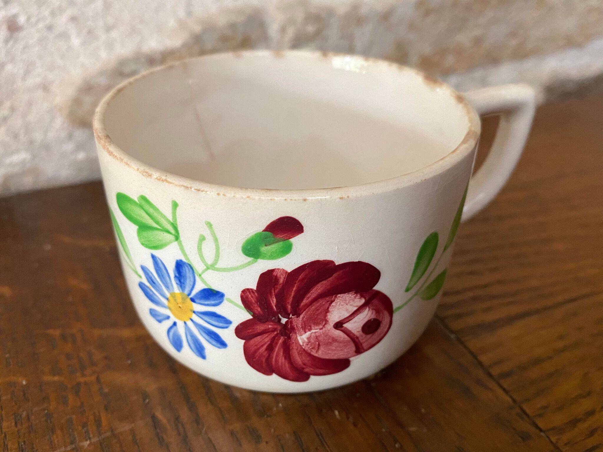 Earthenware cup from Sarreguemines Digoin model Annette