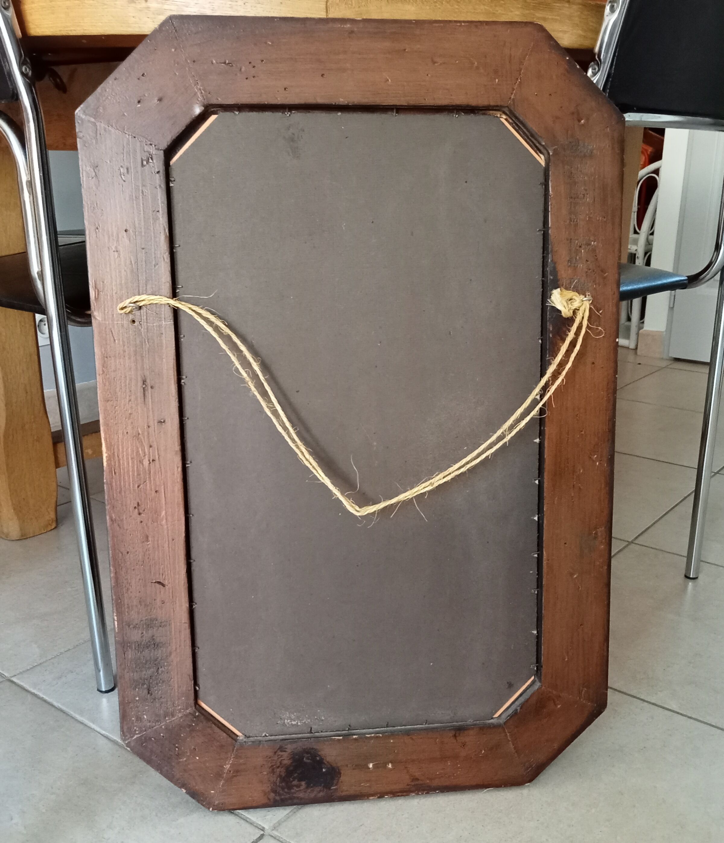 Octagonal mirror 73x48cm