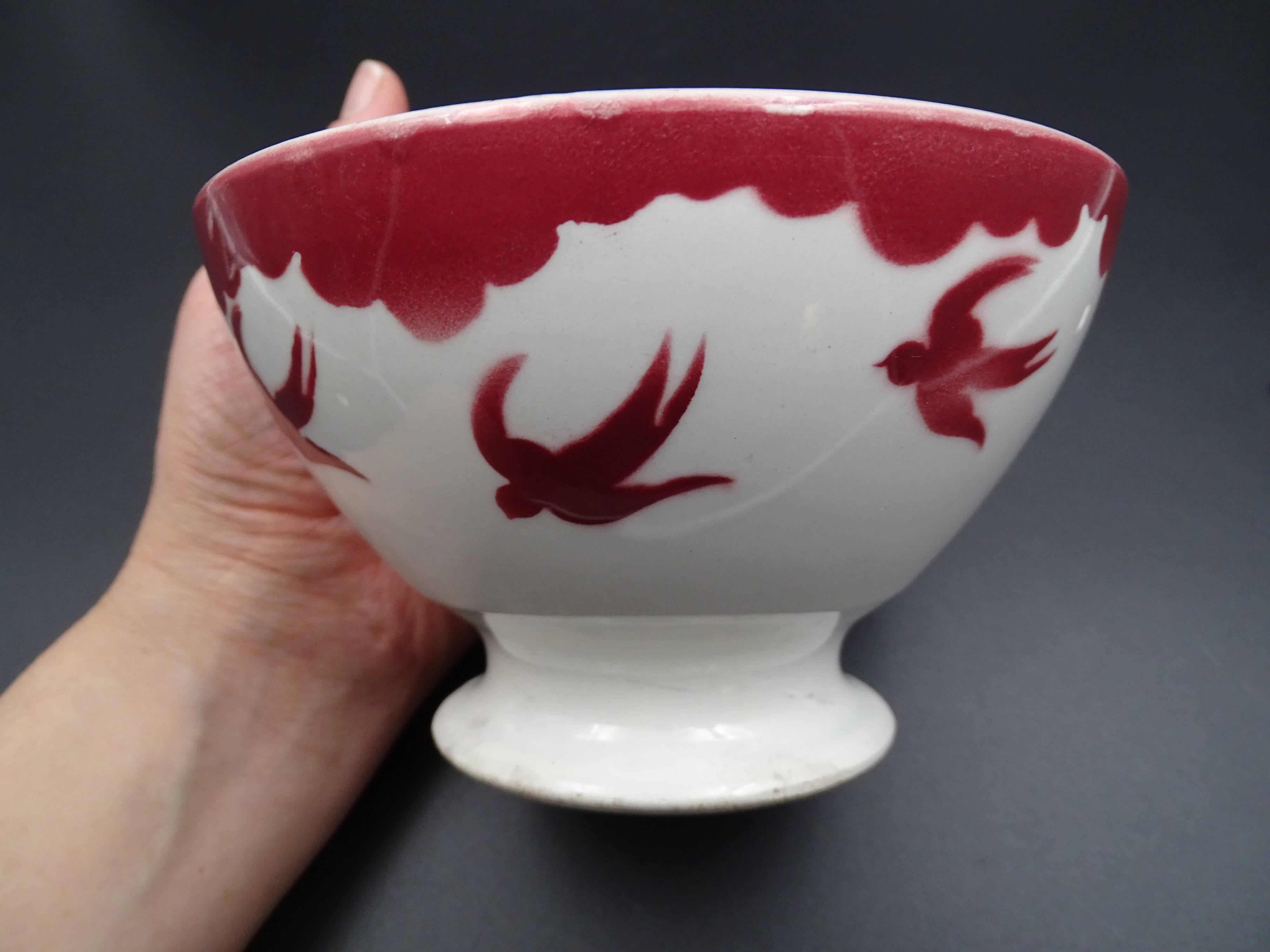 Saarland Digoin's Faience Bowl - Red Swallow Decoration - 1940