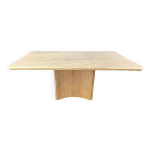 table à manger en travertin