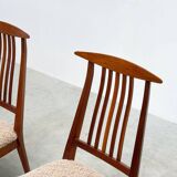 Set of six elegant Italian dining chairs