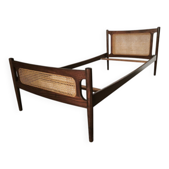 Scandinavian bed for children