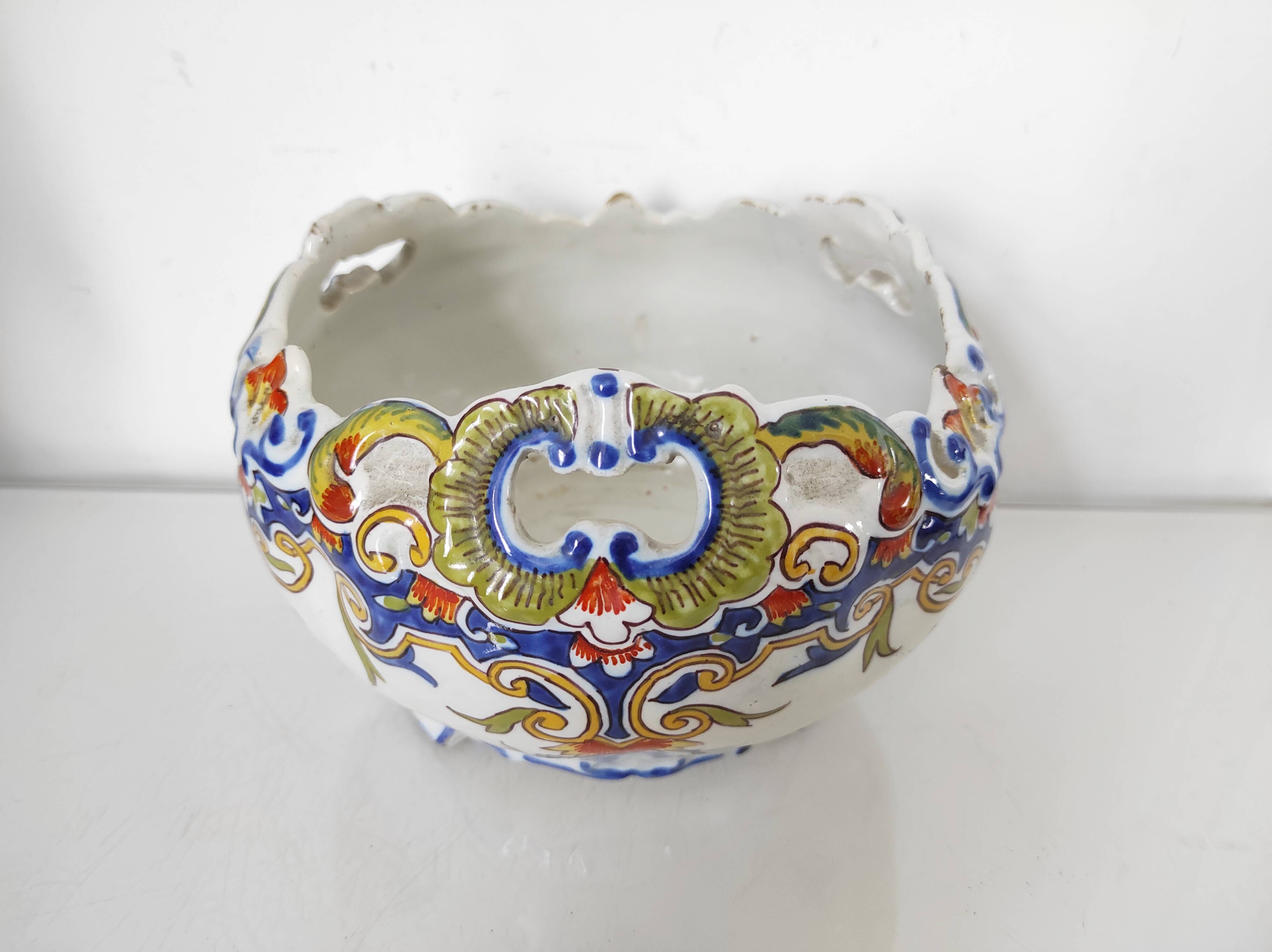 Rouen earthenware pot