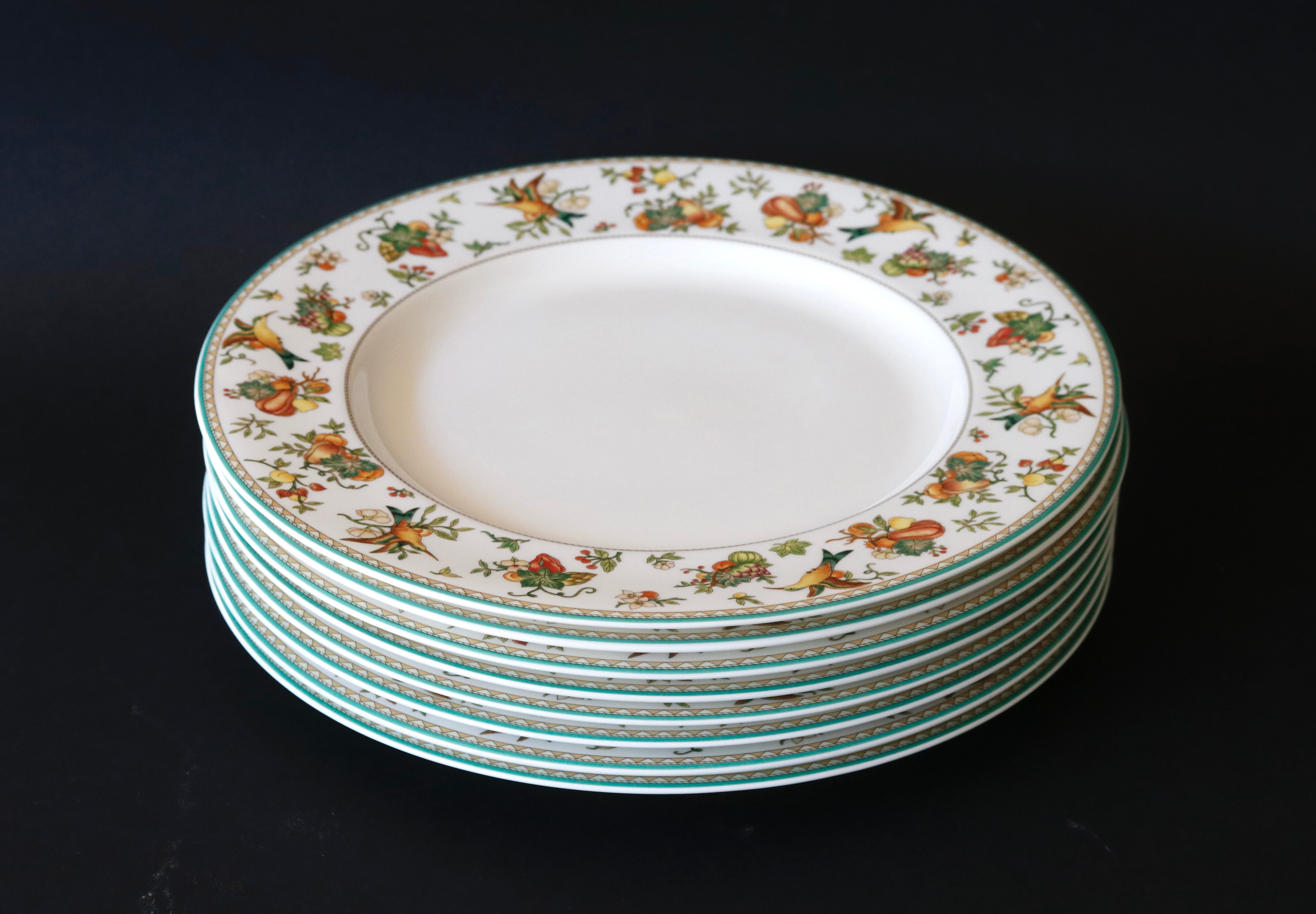 Series of 8 flat plates for dinner. Heinrich Villeroy & Boch. Golden Birds