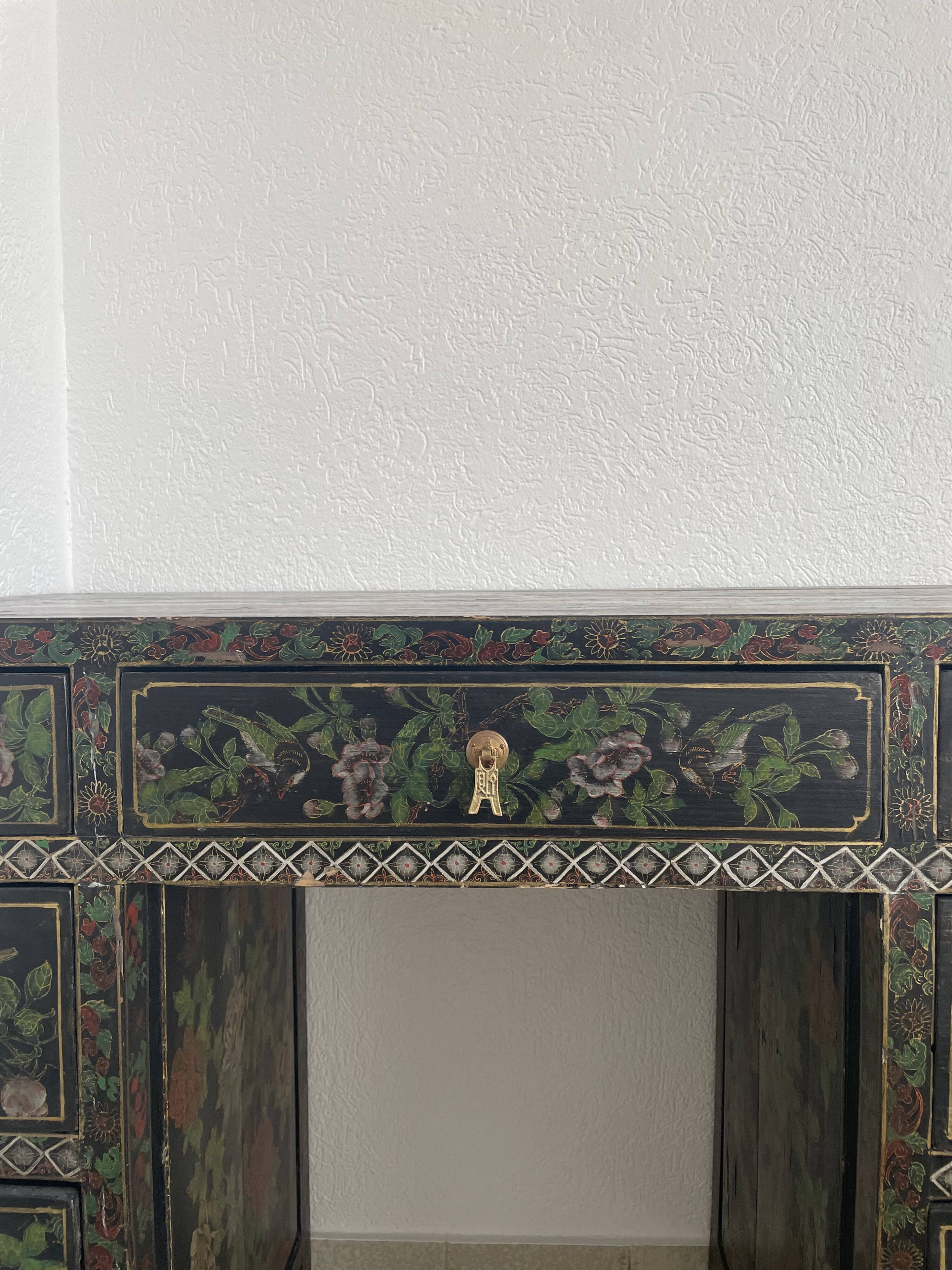 Asian style console desktop