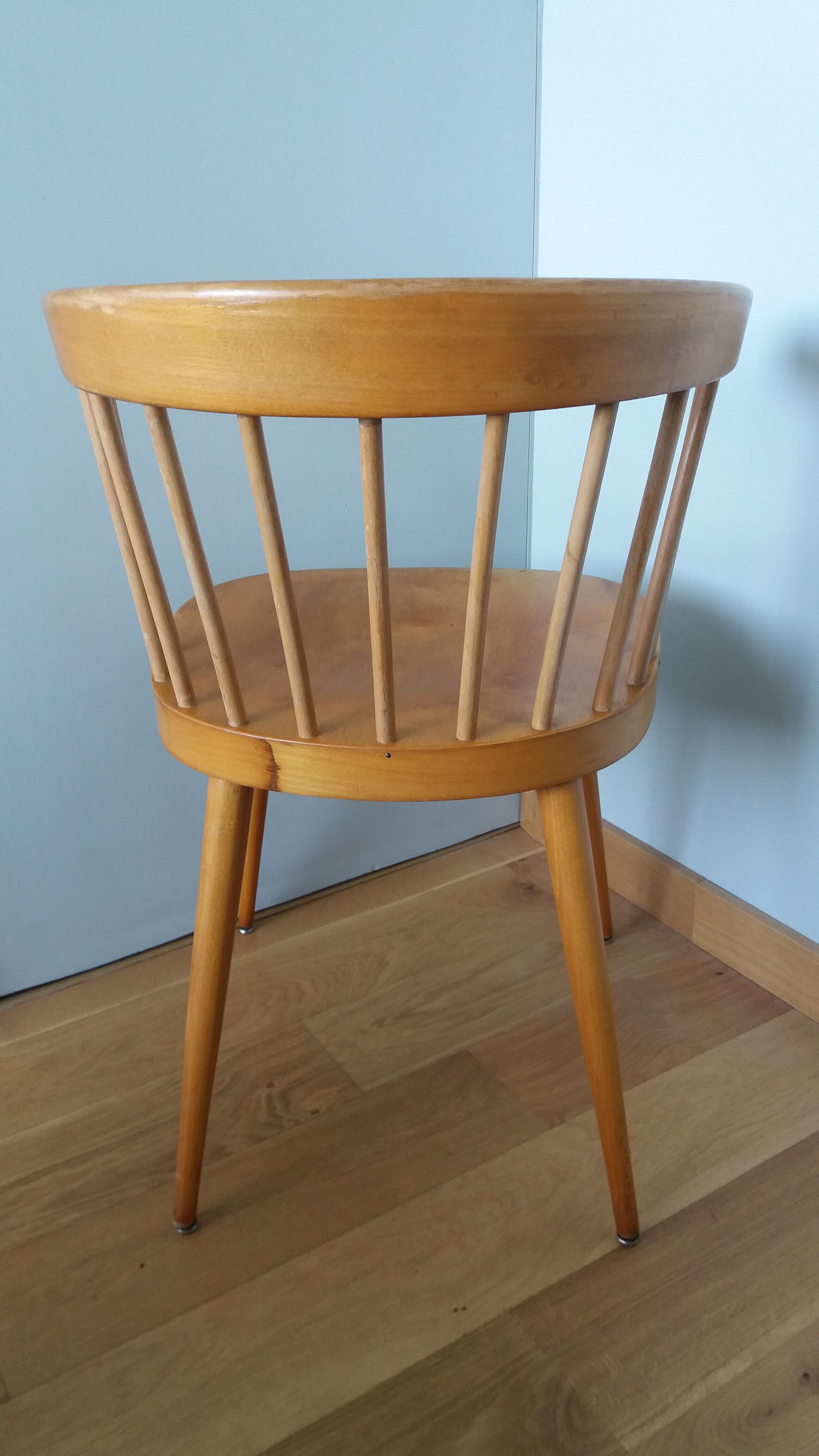 Fauteuil en bois, pieds compas, style scandinave, Baumann ou Thonet