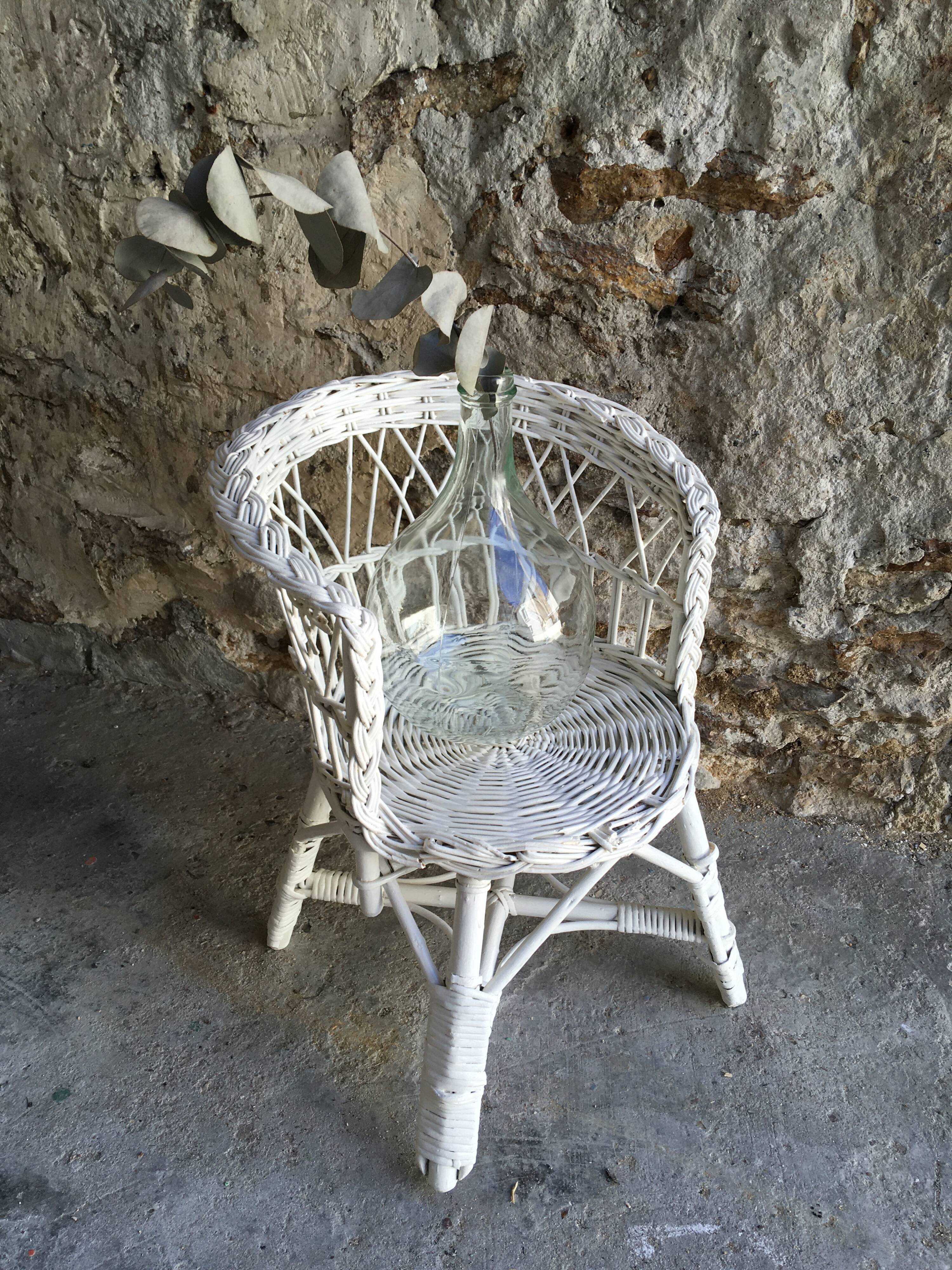 Fauteuil pour enfant en rotin