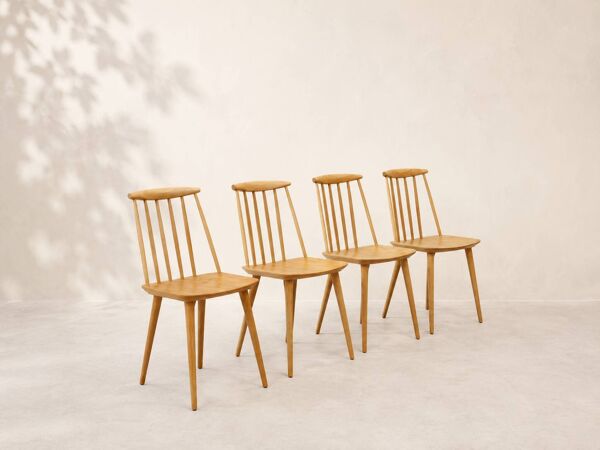 Lot de 4 chaises J77 par Folke Pålsson pour HAY – chêne clair